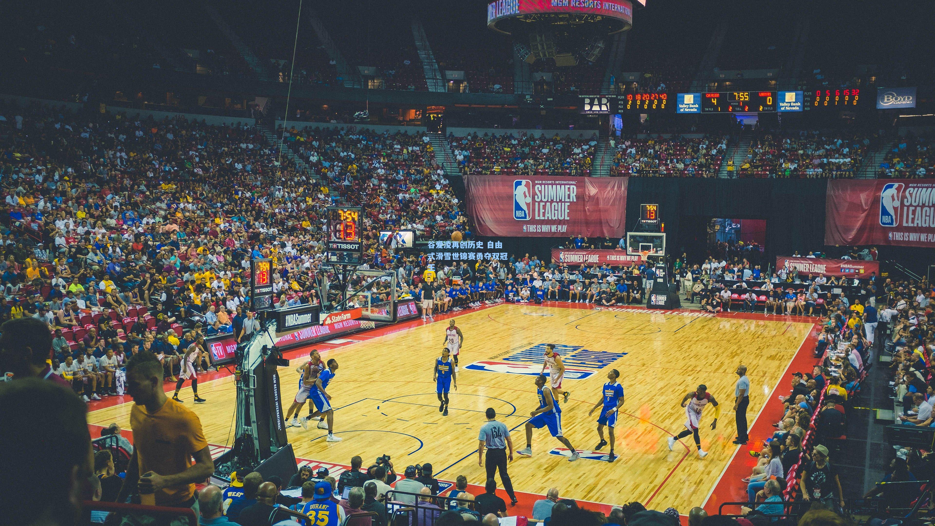 谷爱凌再创历史 自由式滑雪世锦赛勇夺双冠王